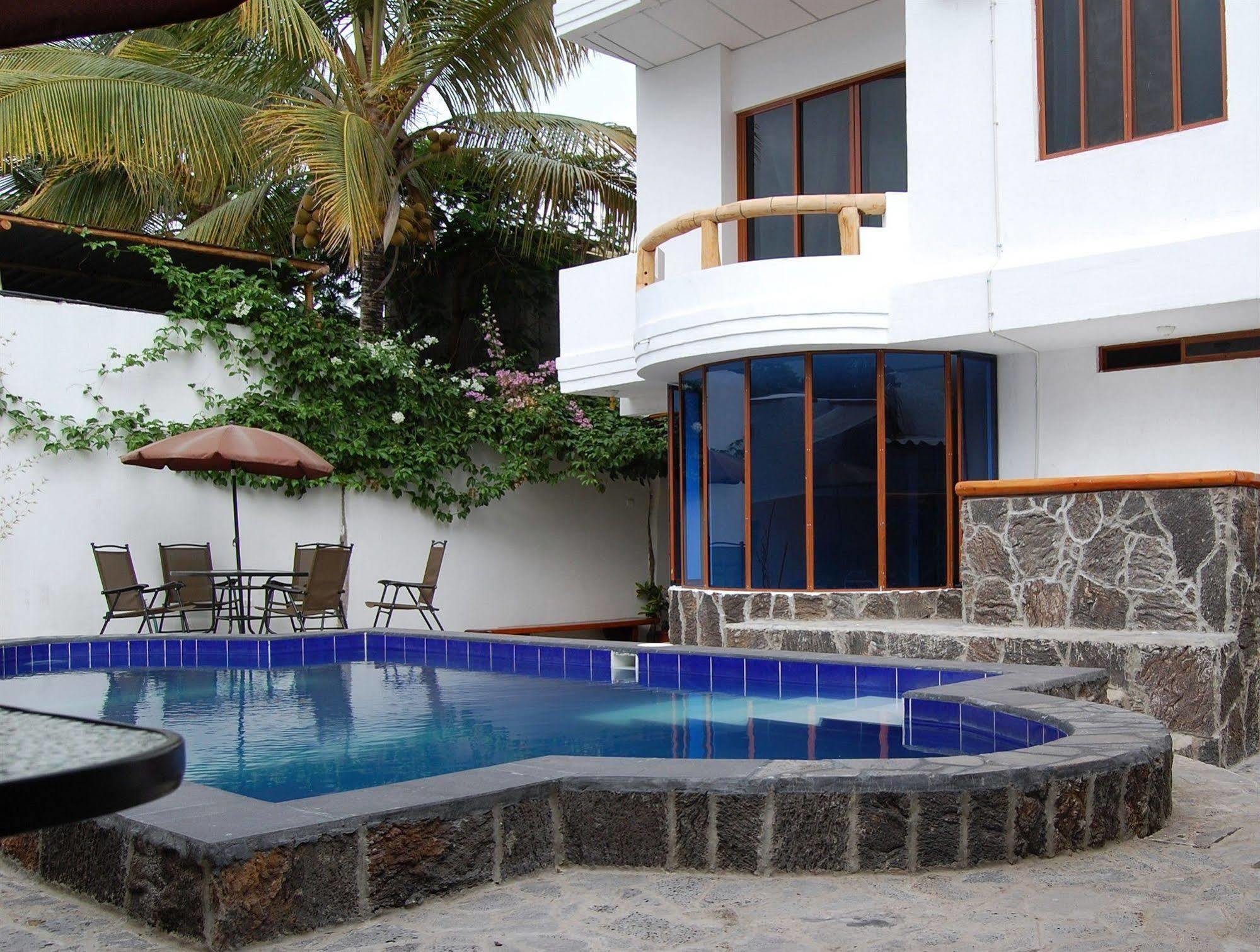 Galapagos Islands Hotel Puerto Ayora  Eksteriør bilde