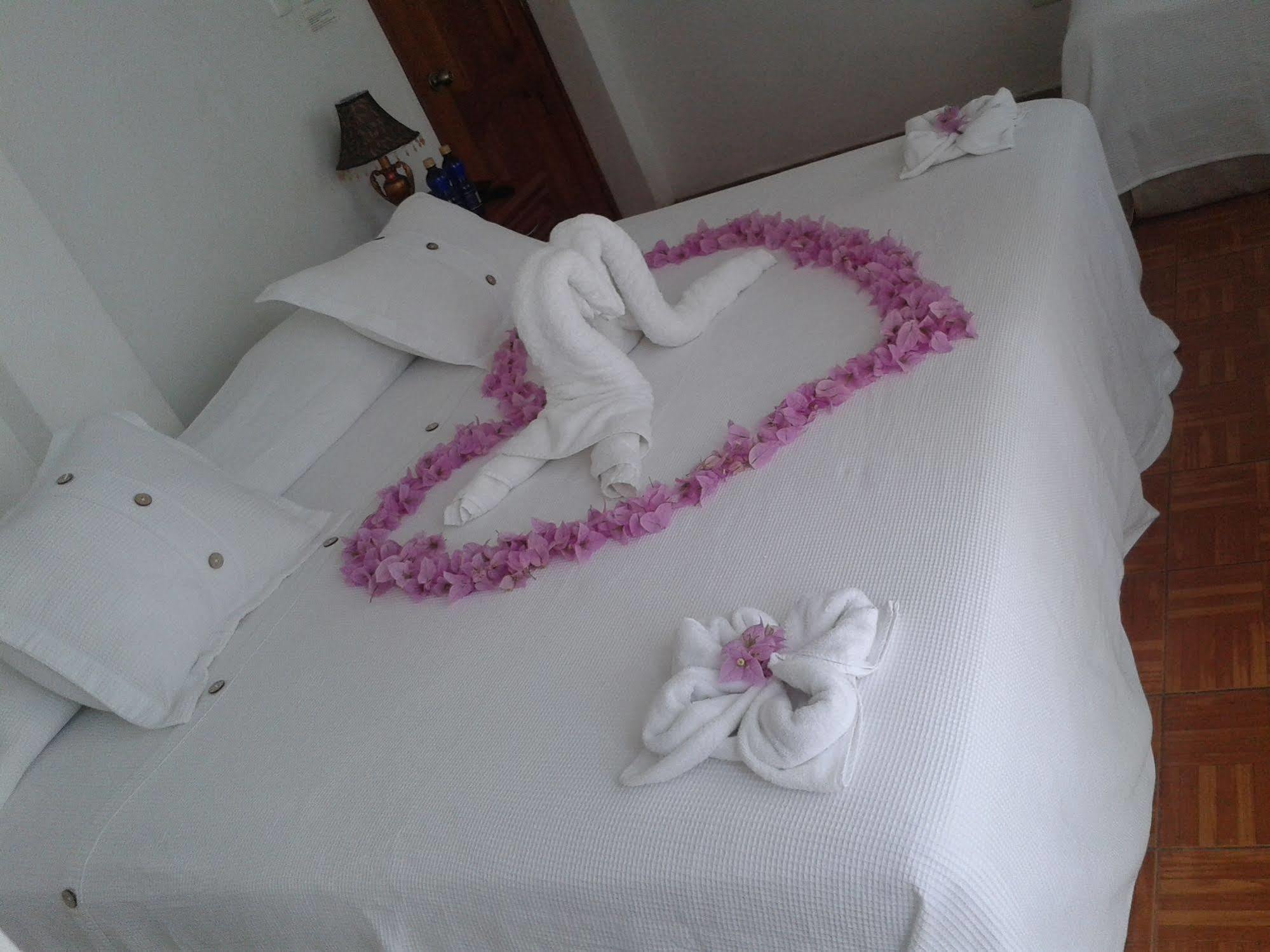 Galapagos Islands Hotel Puerto Ayora  Eksteriør bilde